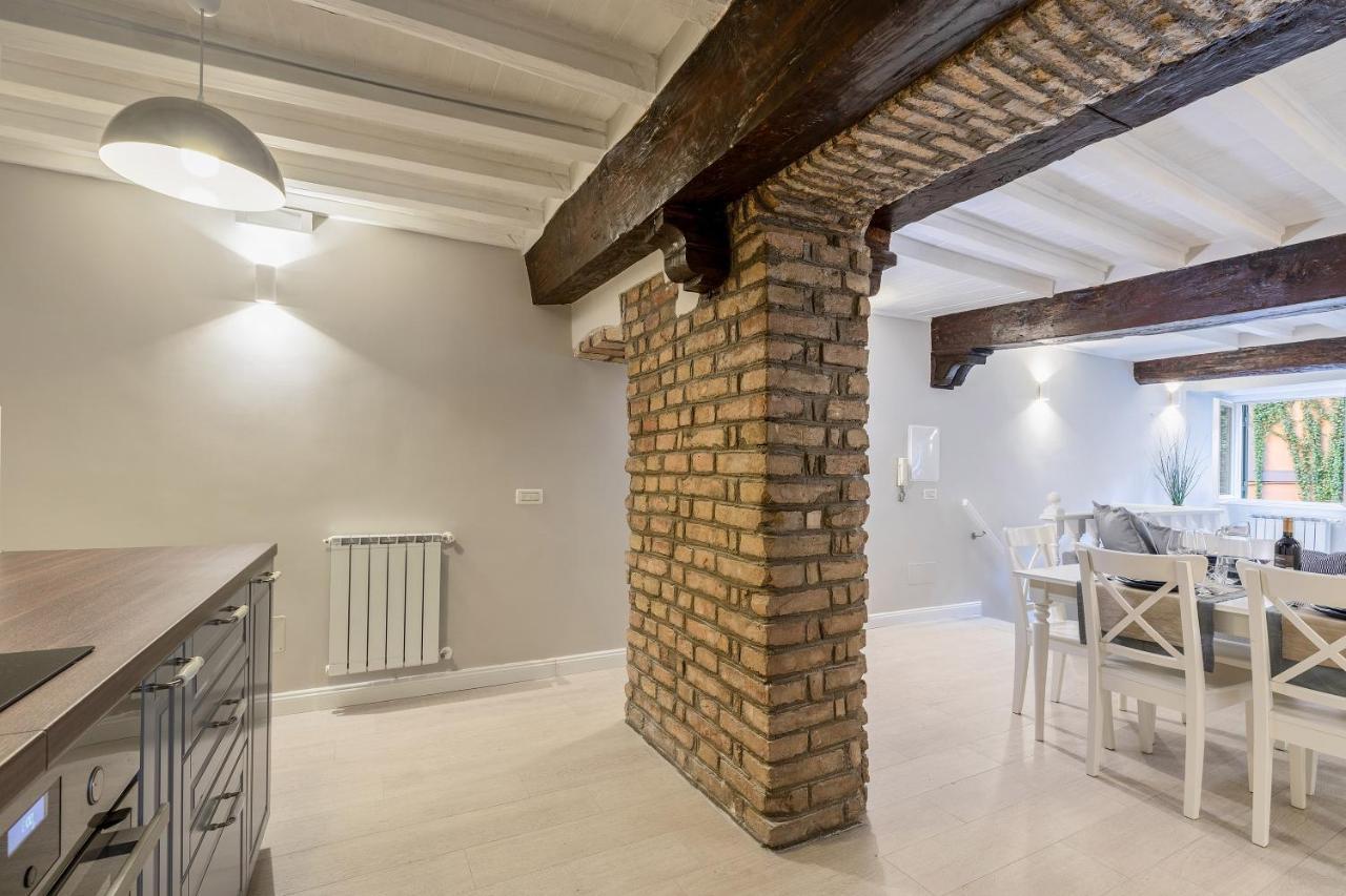 Rome As You Feel - Orso Design Apartment In Navona Extérieur photo