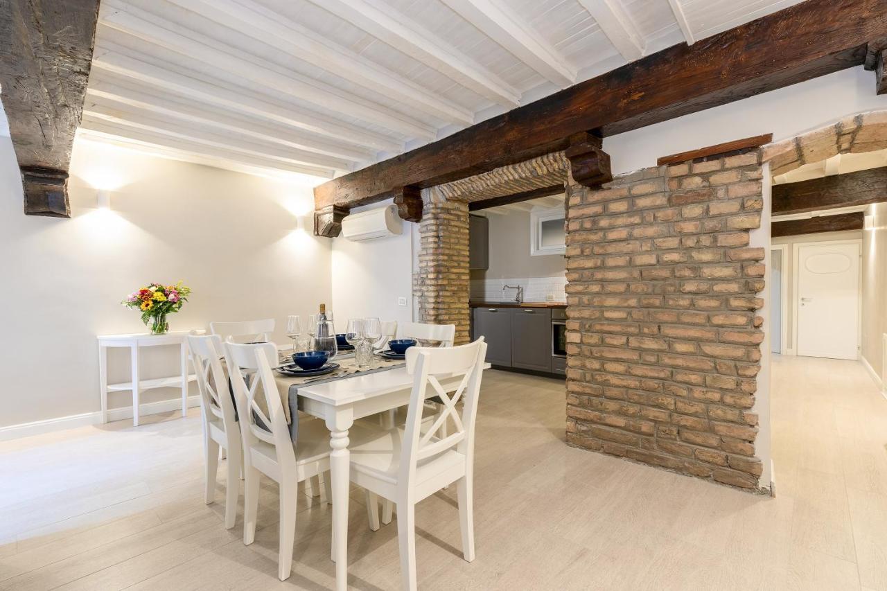 Rome As You Feel - Orso Design Apartment In Navona Extérieur photo